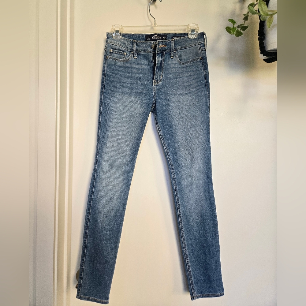 Hollister Super Skinny Jeans